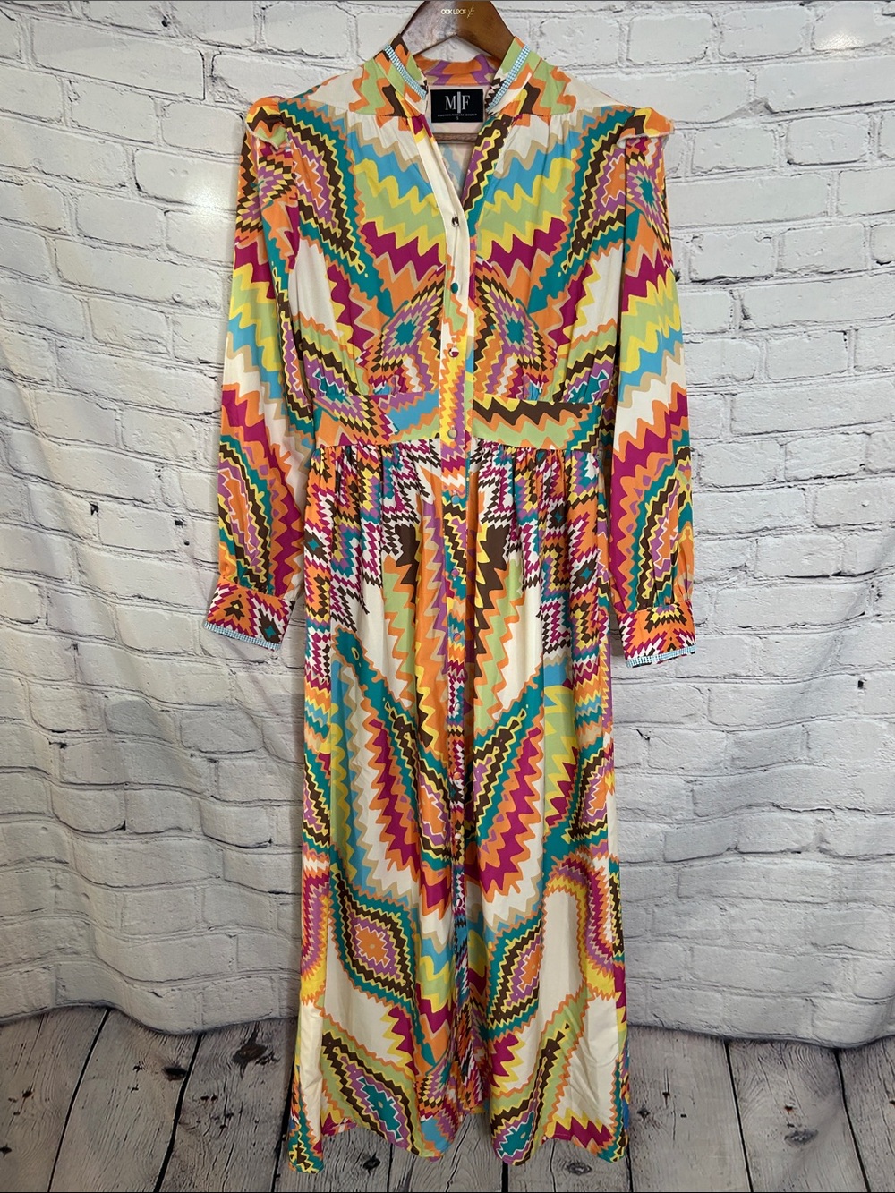 Moving Forward Multicolor Zigzag Button-Front Maxi Dress W/Sequin Accents Small